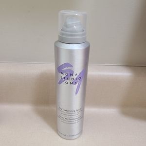 Monat Dry Texturizing Spray